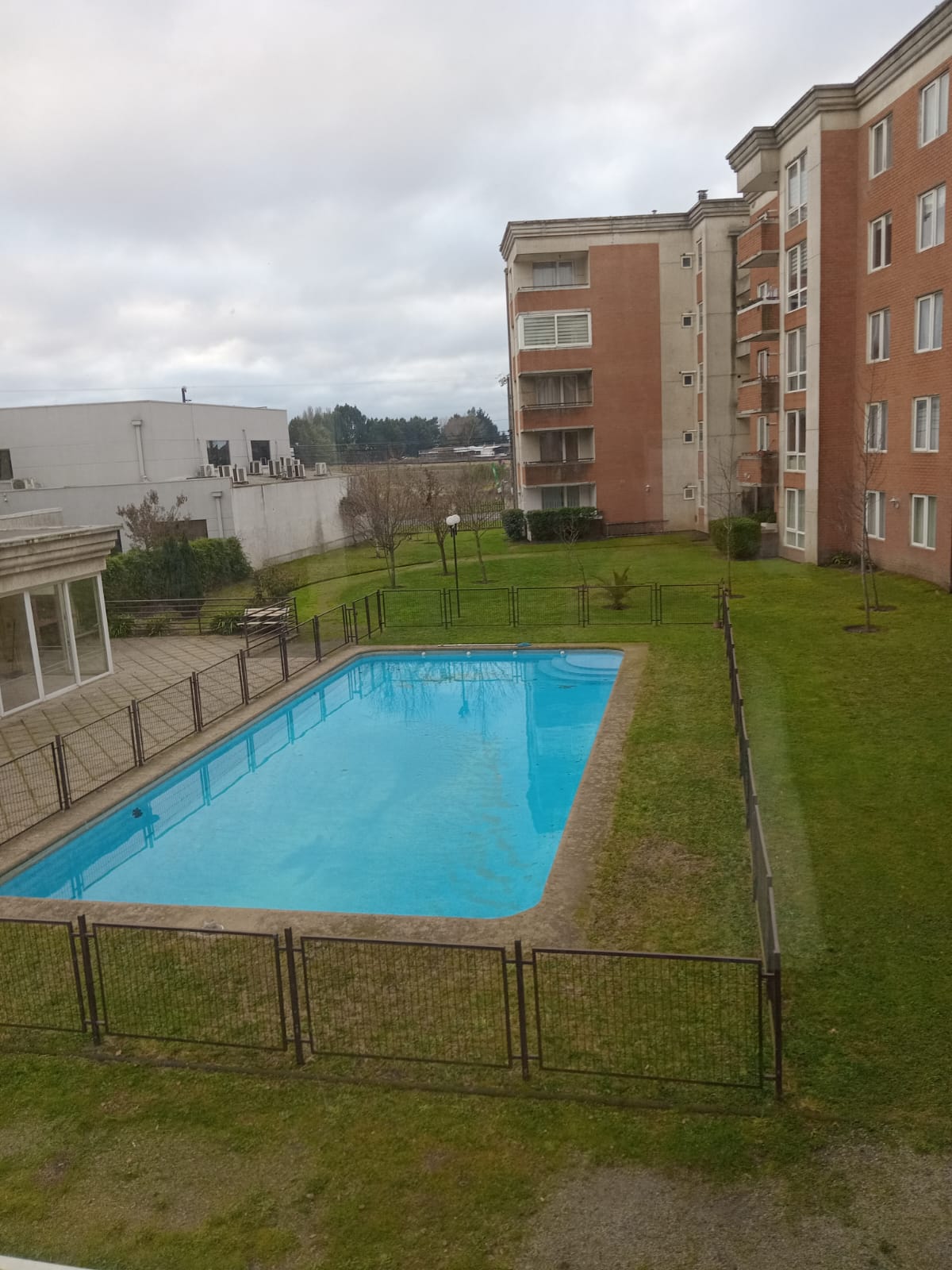 56300422-390f-40d3-bf2b-5700c4f0de70